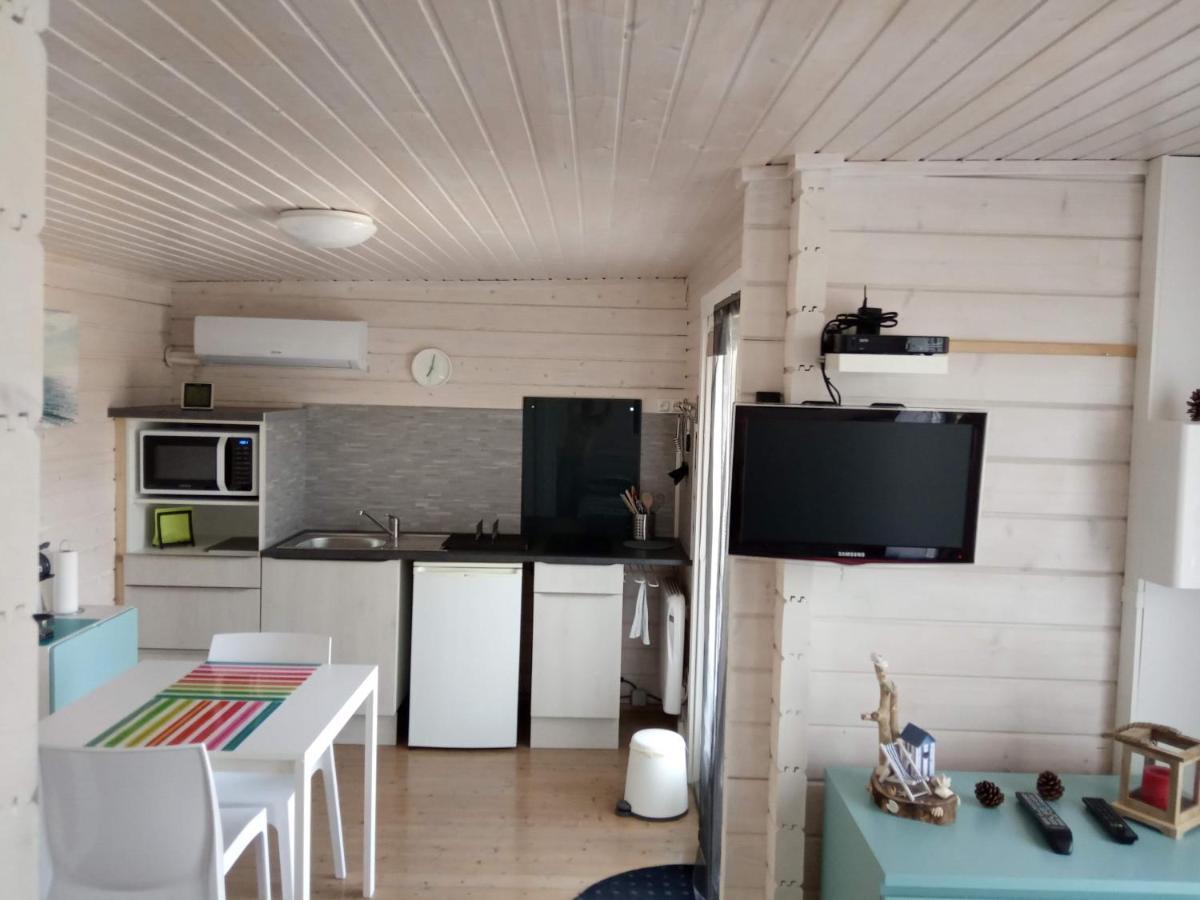 Agreable Petit Chalet Camarsac Exterior foto